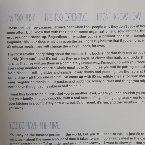 Jamie Oliver's 30min Meals Cookbook and Jamie's School Dinners DVD - Picture 4 of 7